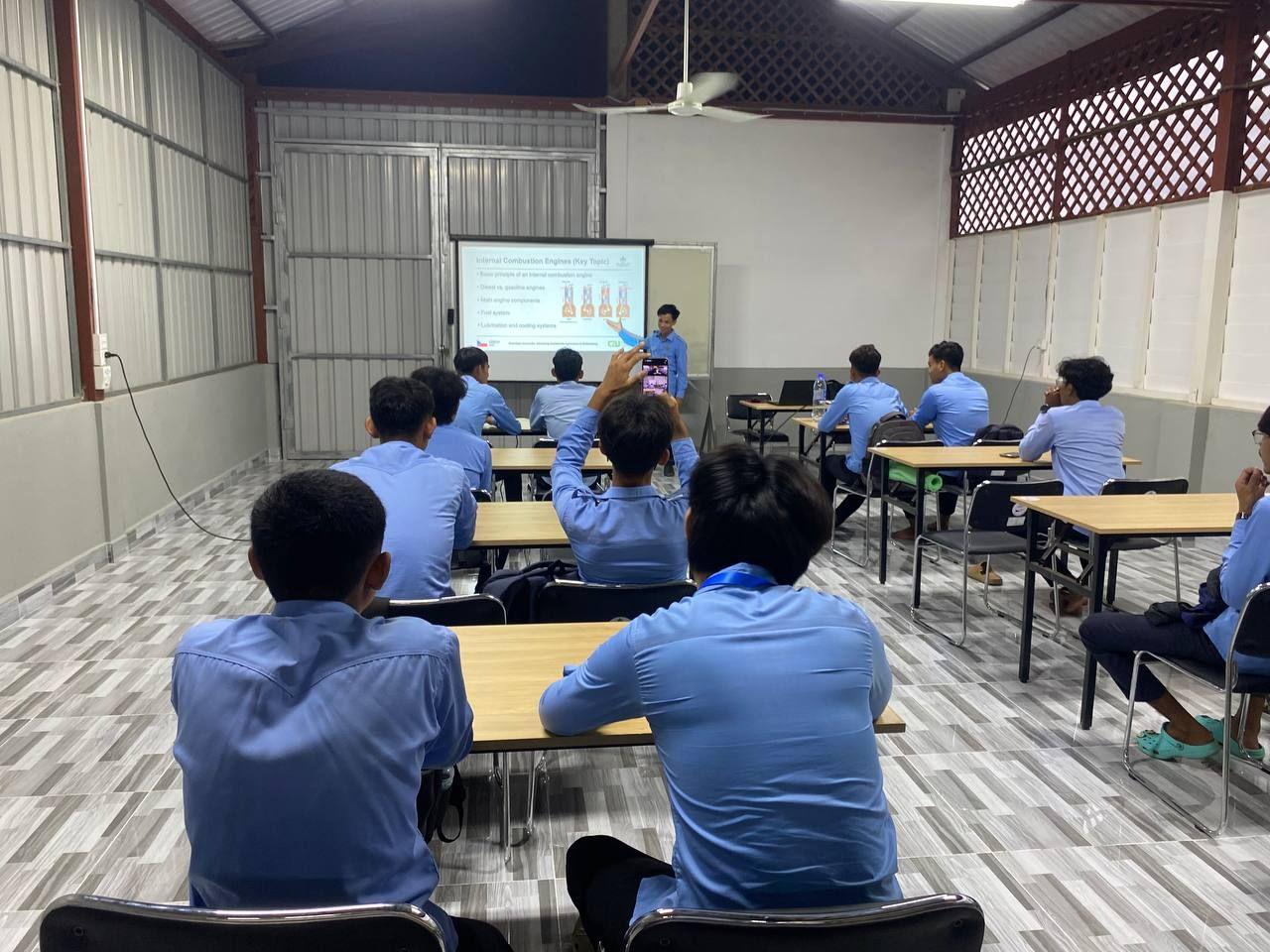 First Theoretical Training at the Center for Smart Agriculture at វិទ្យាស្ថានបច្ចេកវិទ្យាបាត់ដំបង-Battambang Institute of Technology