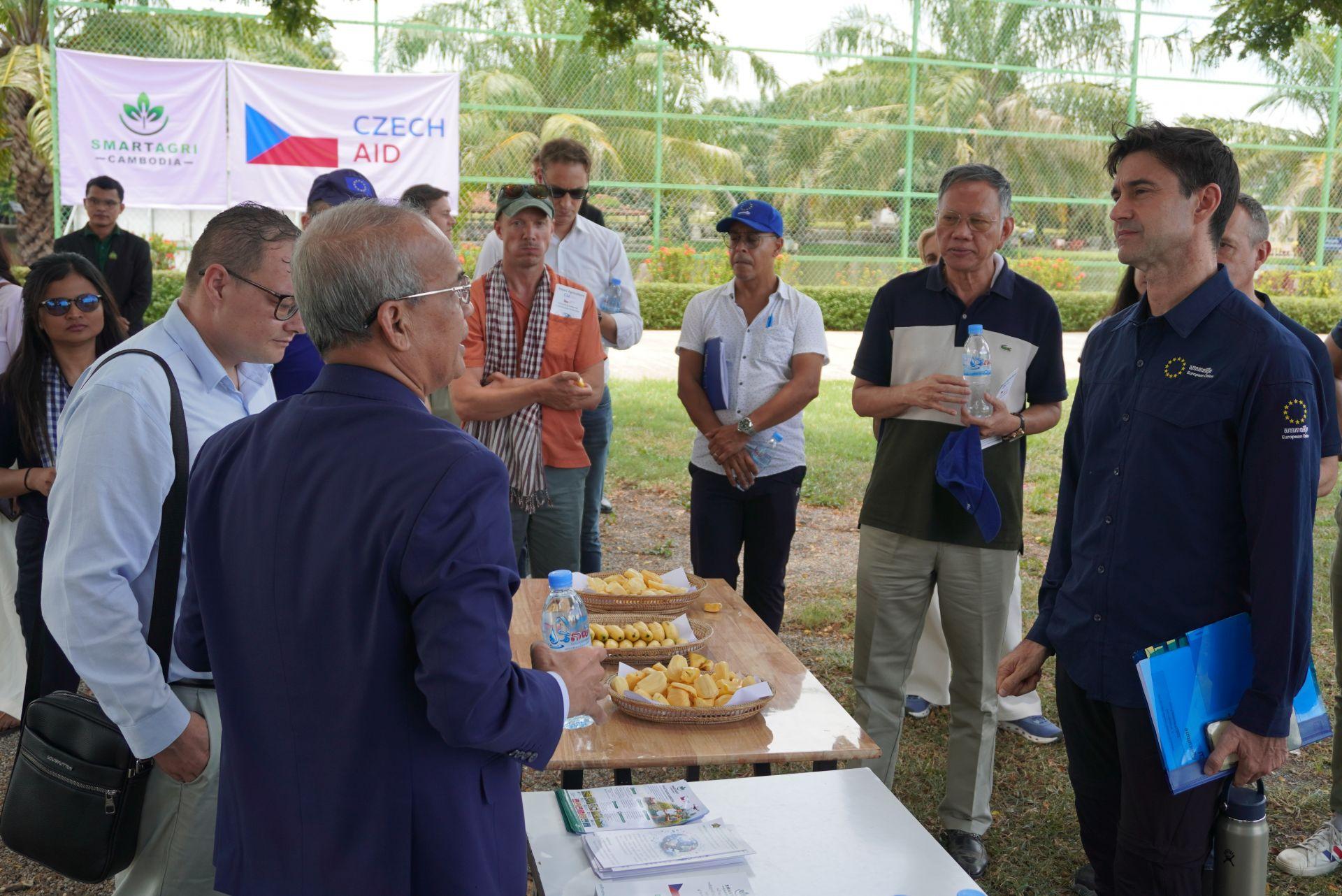 SmartAgriCambodia Welcomes EU Delegation for Project Visit in Battambang